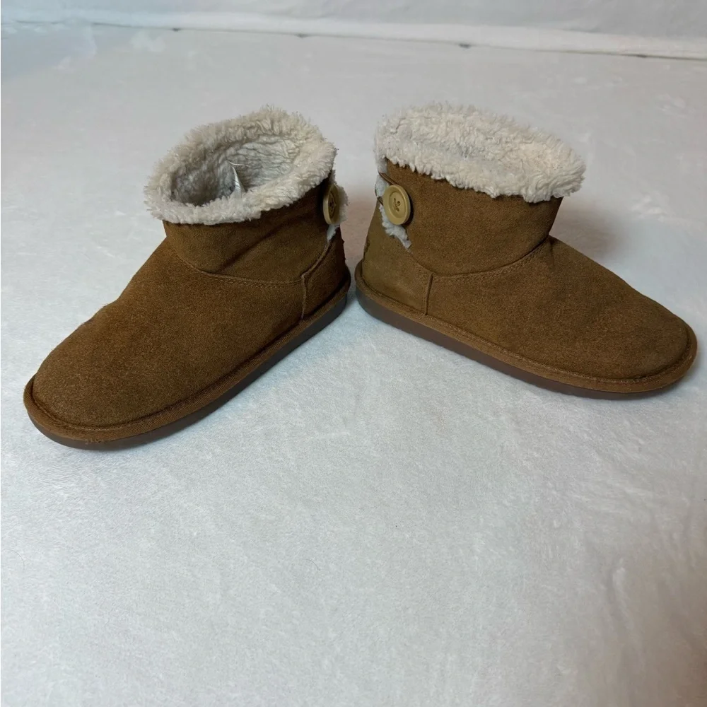 Koolaburra By Ugg Tan Kids Boots with Button Accent
